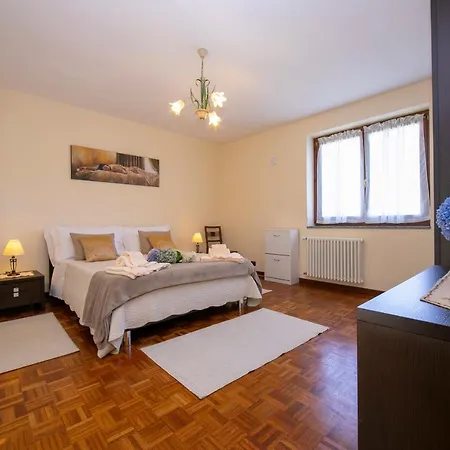 Sleeps 6 * Baveno