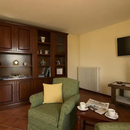 Sleeps 6 Baveno
