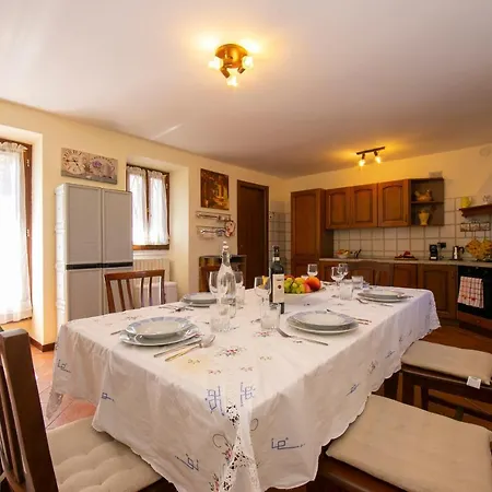 Willa Sleeps 6 Baveno